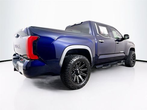 Used 2025 Toyota Tundra Limited AWD/4WD image 36