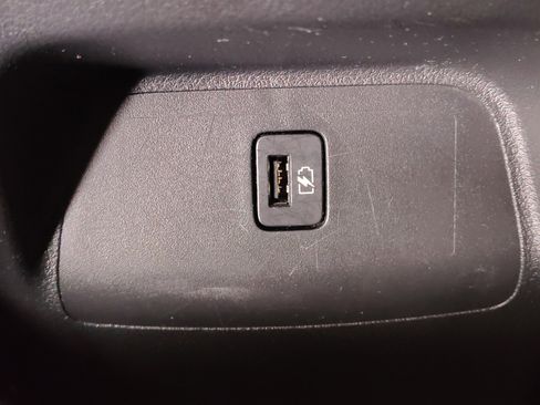 Used 2021 Nissan Sentra SV FWD image 29