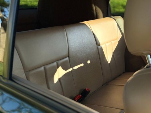 Used 2001 Jeep Cherokee Limited image 25