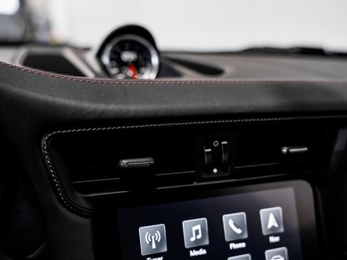 Used 2018 Porsche 911 Carrera GTS image 14