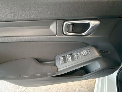 Used 2025 Honda Civic Sport image 15