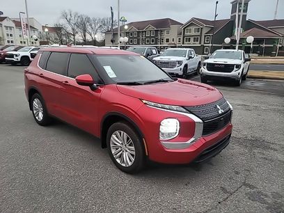Used 2024 Mitsubishi Outlander ES