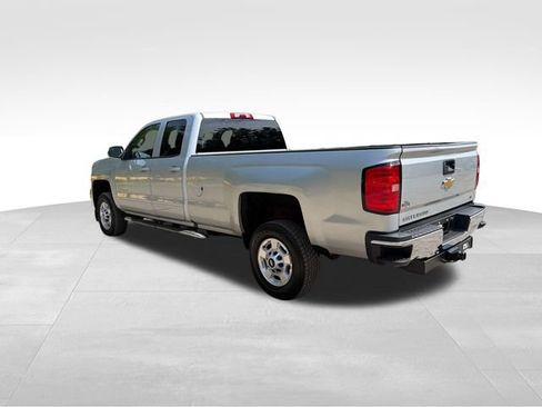 Used 2018 Chevrolet Silverado 2500 LT AWD/4WD image 5