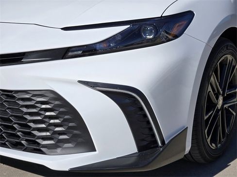 New 2026 Toyota Camry SE image 6