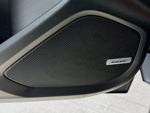 Used 2021 Chevrolet TrailBlazer RS w/ Technology Package image 21