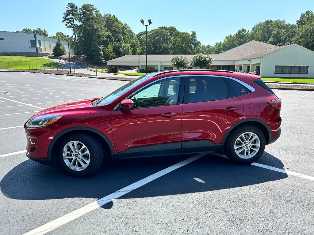 Used 2020 Ford Escape SE FWD image 4