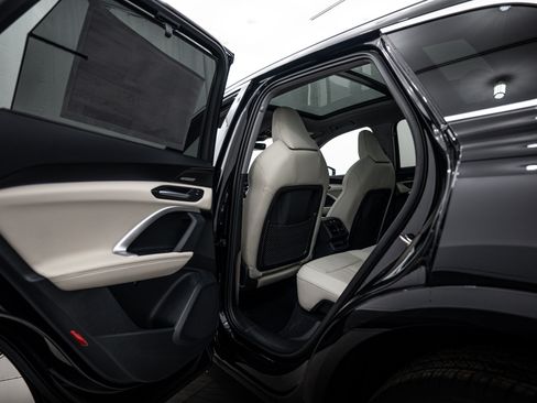 New 2025 Audi Q5 Premium Plus image 17