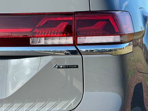New 2026 Volkswagen Atlas SEL image 25