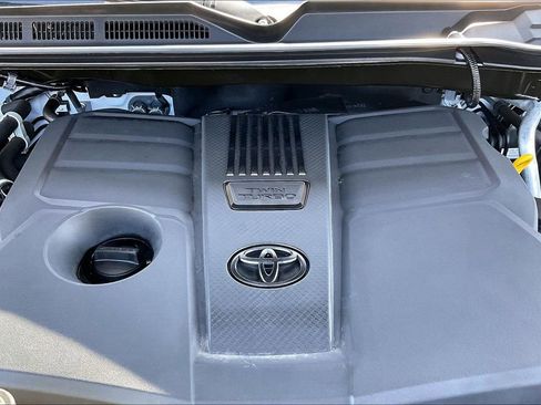 Used 2023 Toyota Tundra SR5 w/ SR5 Convenience Package RWD image 10