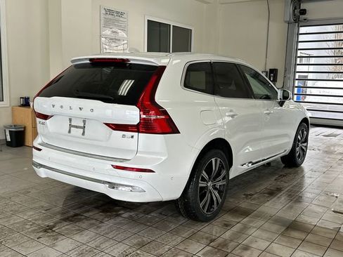 Certified 2023 Volvo XC60 B5 Plus w/ Climate Package image 4