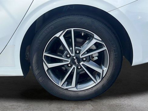 Used 2023 Kia Forte LXS FWD image 12