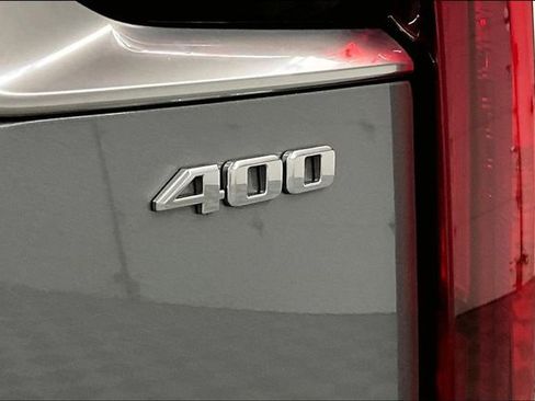 Used 2023 Cadillac XT6 Premium Luxury image 9