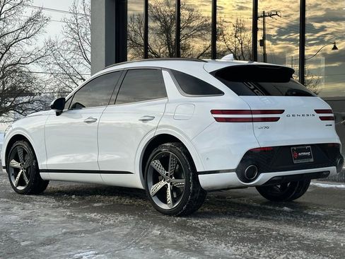 Used 2022 Genesis GV70 3.5T Sport w/ Sport Prestige Package image 7