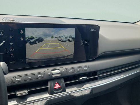 Used 2025 Kia K4 EX FWD image 20