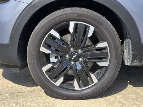 Used 2024 Kia Telluride SX Prestige AWD/4WD image 14