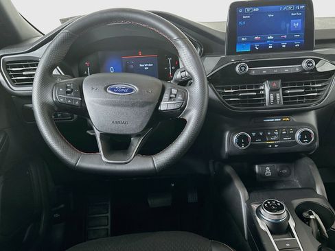 Used 2025 Ford Escape ST-Line FWD image 18