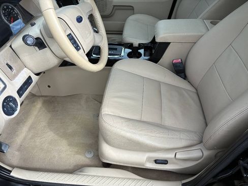 Used 2011 Ford Escape Limited w/ 302A Rapid Spec Order Code AWD/4WD image 6