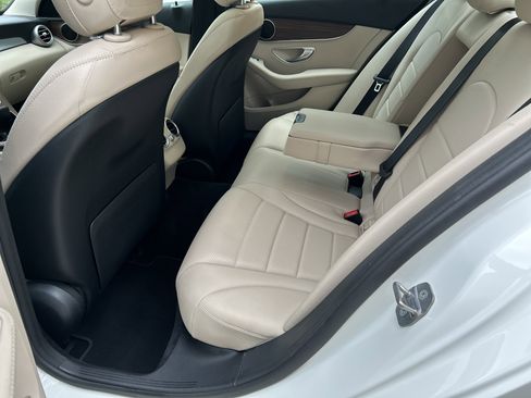 Used 2019 Mercedes-Benz C 300 Sedan image 37