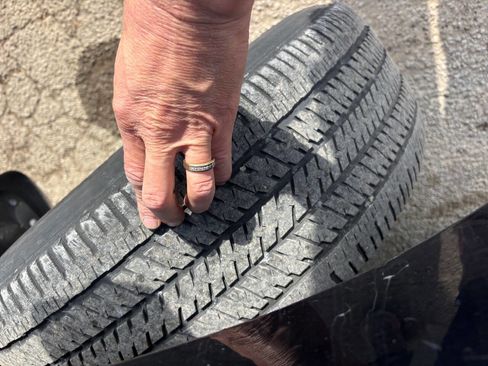 Used 2005 Dodge Durango Limited w/ Trailer Tow Group image 14