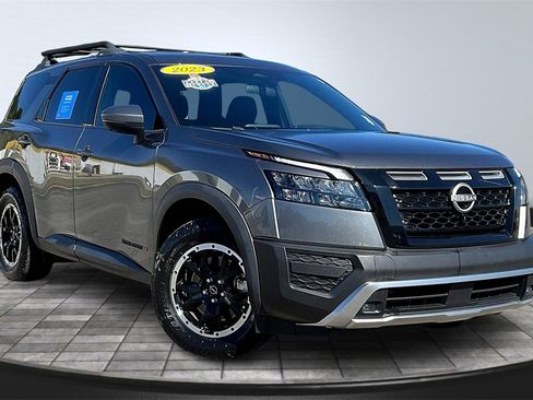 Used 2023 Nissan Pathfinder Rock Creek image 12