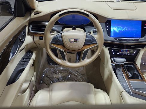 Used 2018 Cadillac CT6 Platinum image 32