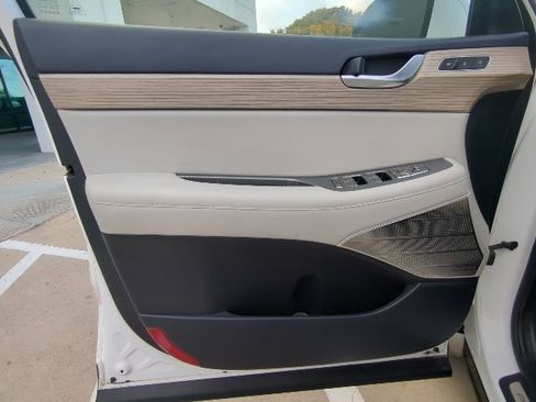 Used 2021 Hyundai Palisade Limited image 16