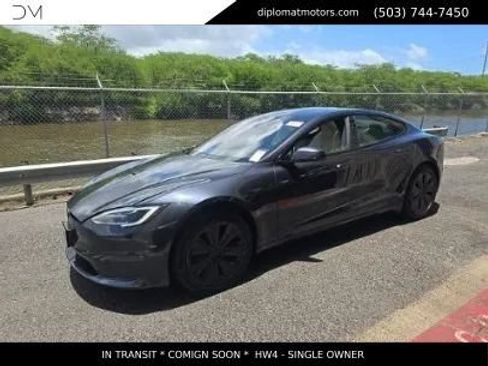Used 2024 Tesla Model S AWD/4WD image 1