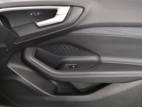 Certified 2025 Audi A5 2.0T Premium w/ Convenience Package image 9