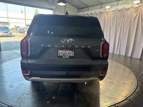 Used 2021 Hyundai Palisade Limited w/ Winter Package image 6
