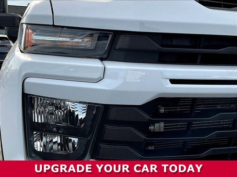 Used 2024 Chevrolet Silverado 2500 Custom w/ Custom Value Package AWD/4WD image 31
