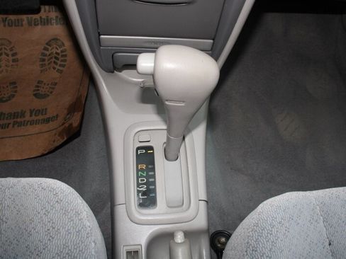 Used 1999 Toyota Corolla CE FWD image 8