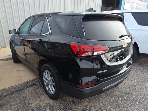 Used 2022 Chevrolet Equinox LT FWD image 4