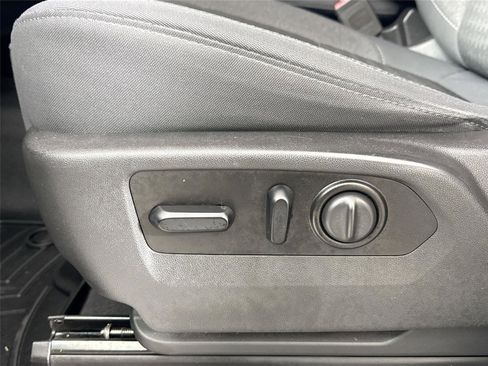 Used 2020 Chevrolet Silverado 1500 LT w/ All-Star Edition image 26