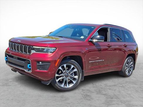 Certified 2024 Jeep Grand Cherokee Overland w/ Advanced Protech Group III AWD/4WD image 1