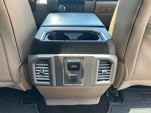 Used 2016 Ford F150 Lariat AWD/4WD image 13