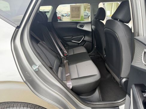 Used 2025 Kia Soul LX w/ LX Technology Package image 25
