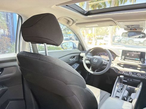 Used 2024 Honda Accord EX image 17