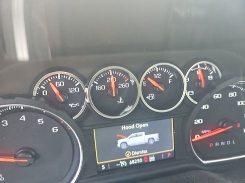 Used 2020 Chevrolet Silverado 1500 LT w/ All-Star Edition image 19