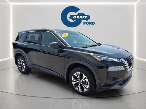 Used 2023 Nissan Rogue SV FWD image 4