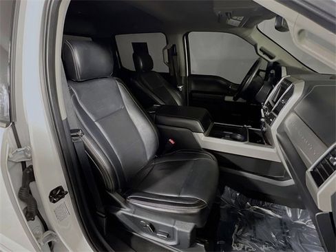 Used 2019 Ford F350 Lariat w/ Lariat Ultimate Package image 31