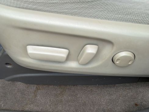 Used 2013 Toyota Sienna LE FWD image 14