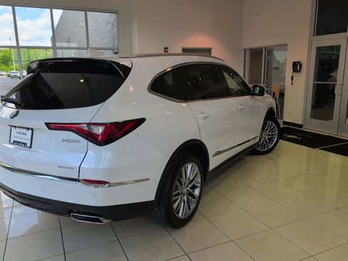 Certified 2024 Acura MDX SH-AWD w/ Advance Package image 4