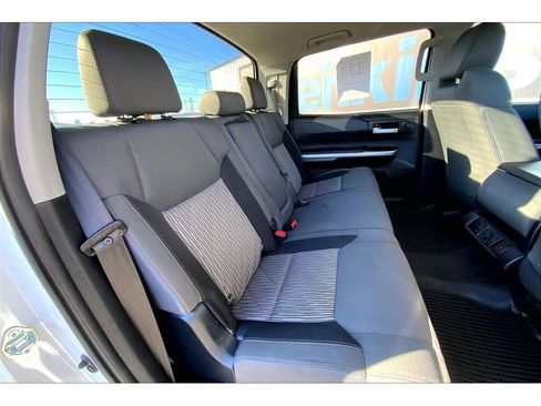 Used 2017 Toyota Tundra SR5 image 29