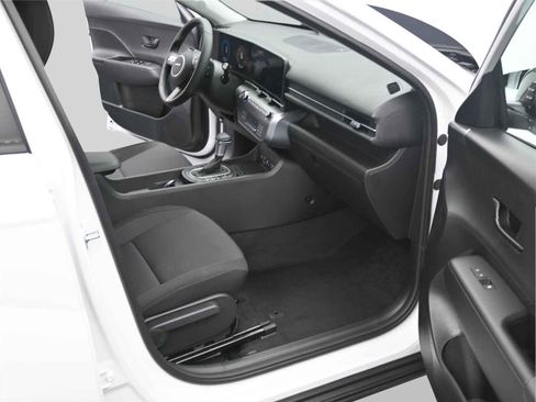 New 2026 Hyundai Kona SEL Sport AWD/4WD image 9