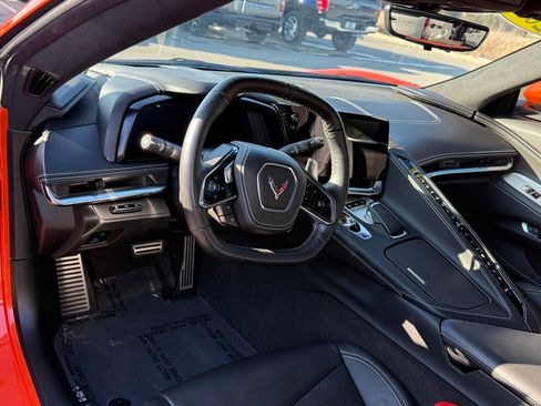 Used 2020 Chevrolet Corvette Stingray Premium Cpe w/ 3LT Preferred Equipment Group image 4