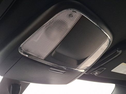 Used 2023 Dodge Charger SXT image 32