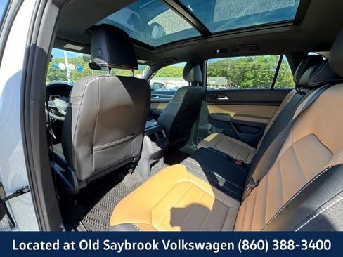 Certified 2022 Volkswagen Atlas Cross Sport SEL Premium R-Line image 11