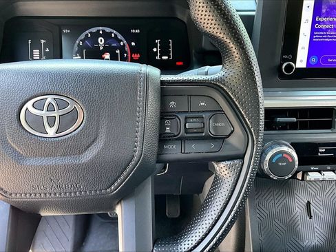 Used 2024 Toyota Tacoma SR5 AWD/4WD image 11
