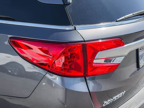 Used 2019 Honda Odyssey EX-L image 8