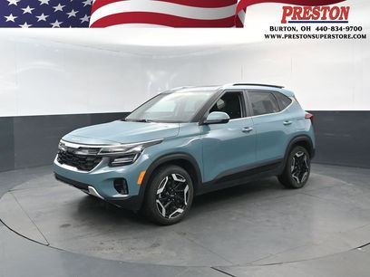 Used 2025 Kia Seltos SX w/ SX Sunroof Package